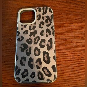 OtterBox symmetry iPhone 15 case. Has scuffs on corners.